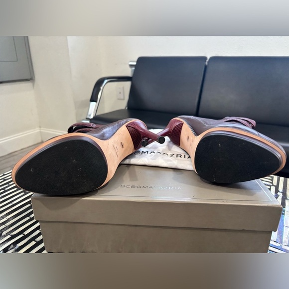 Authentic BCBG Max Azria Ma-Night Burgundy Ankle Boots-Retails $395 - Picture 5 of 9